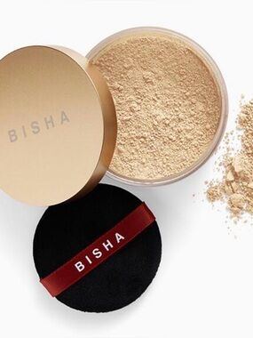 ISH Light Beige Loose Setting Powder with Black Puff